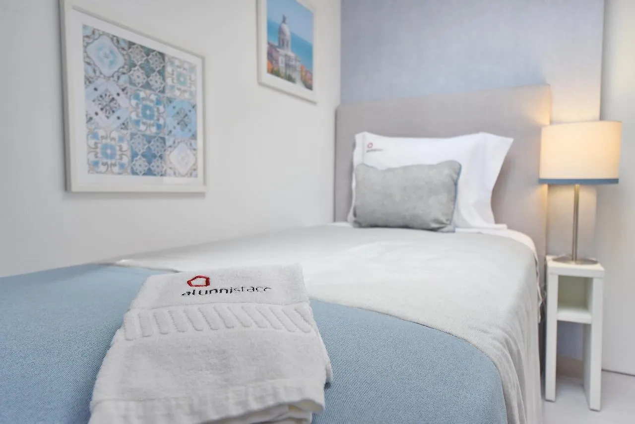 Alunni Stacc Guesthouse Lissabon Portugal